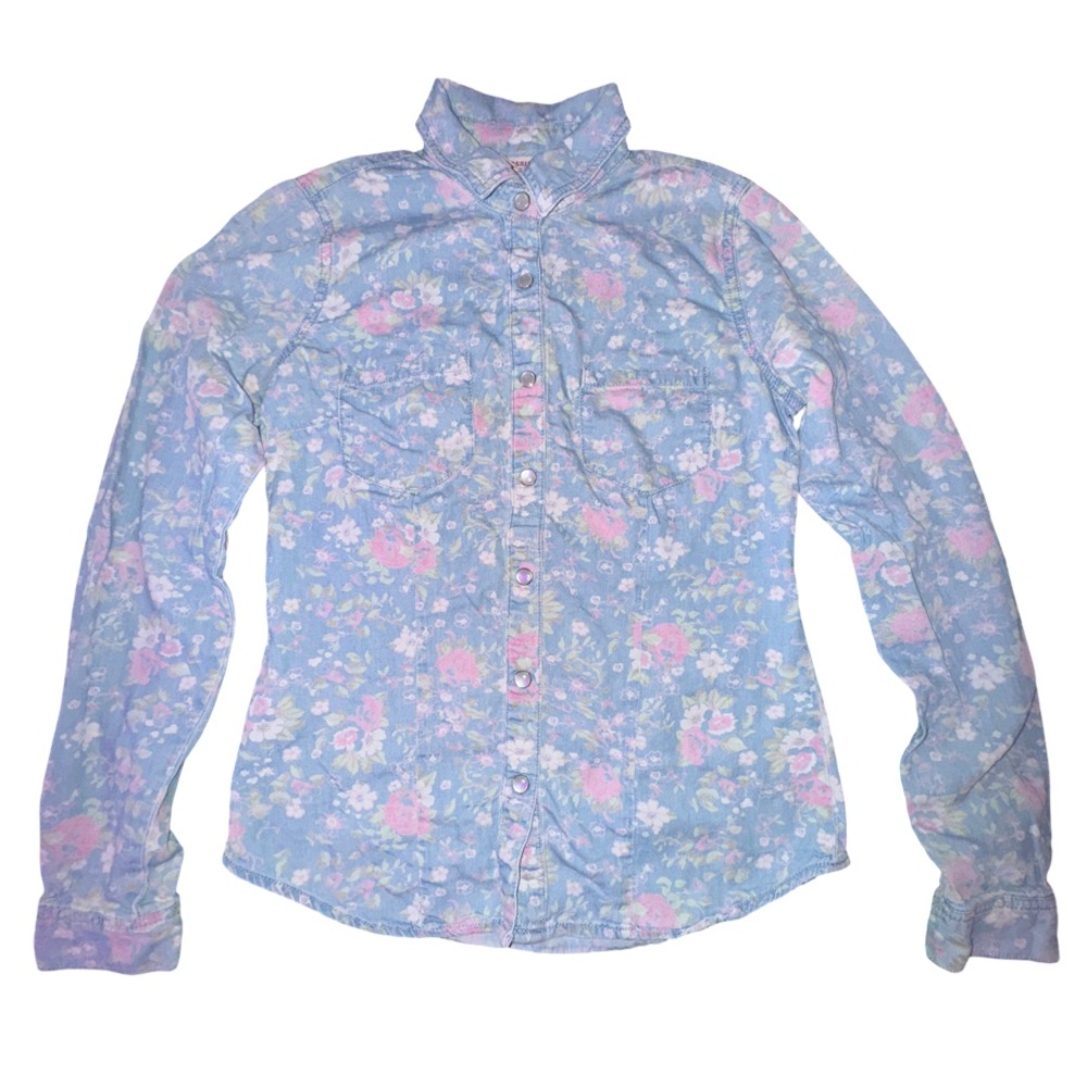 Light denim snap-up